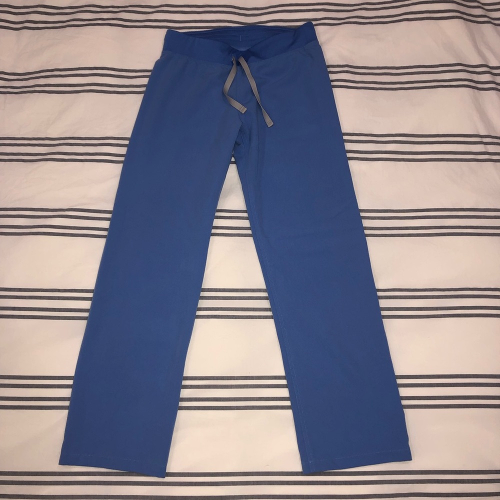 FIGS Petite Livingston Scrub Pants